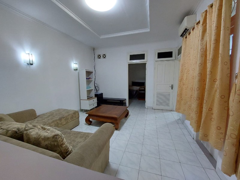 Rumah 1,5 Lantai Ciputat (Jombang) | 4 KT | Taman Depan Belakang | SHM | Nego!