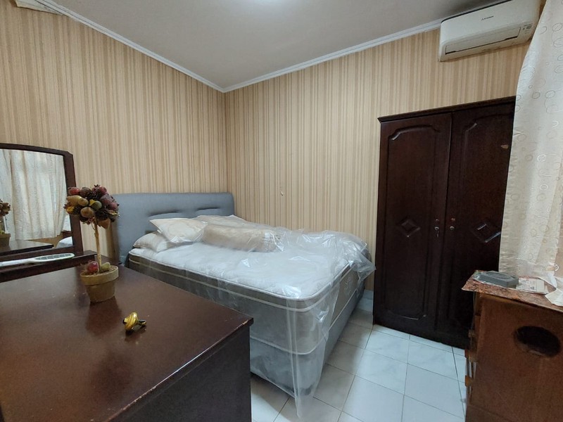 Rumah 1,5 Lantai Ciputat (Jombang) | 4 KT | Taman Depan Belakang | SHM | Nego!