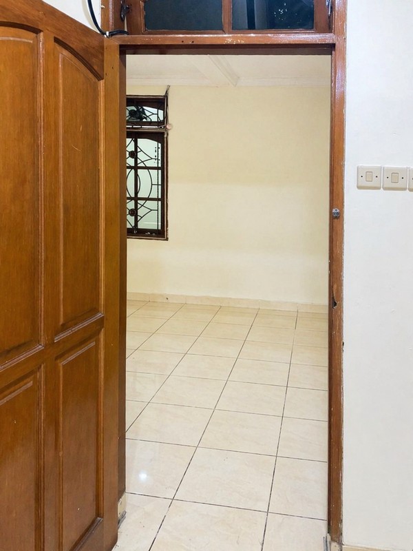 Rumah rapih siap huni di Summagung, Kelapa Gading