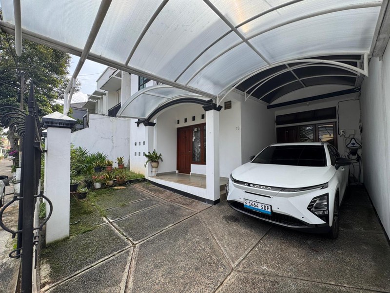 Di Jual  Rumah Di Lingkungan Asri  Di Pasar minggu Komplek Palapa Jakarta Selatan