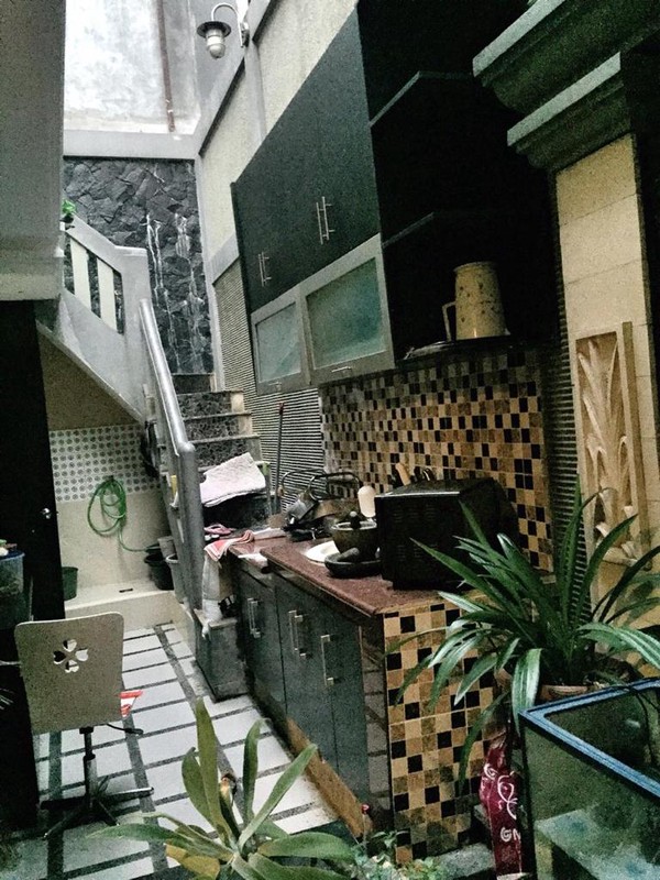 Rumah Besar Disewakan di Serpong dekat BSD City Full Furnished