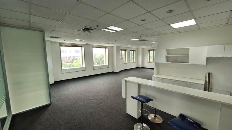 Gedung Dijual di Mampang Praptan