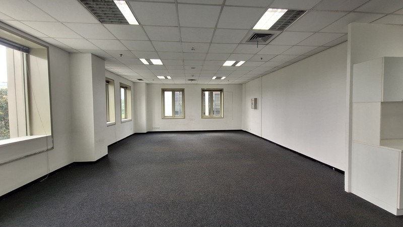 Gedung Dijual di Mampang Praptan