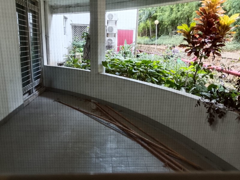 APARTEMEN 3 BR FURNISHED, LUAS DAN STRATEGIS DI JL BRAWIJAYA, KEBAYORAN BARU, JAKARTA SELATAN