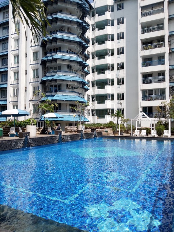 APARTEMEN 3 BR FURNISHED, LUAS DAN STRATEGIS DI JL BRAWIJAYA, KEBAYORAN BARU, JAKARTA SELATAN