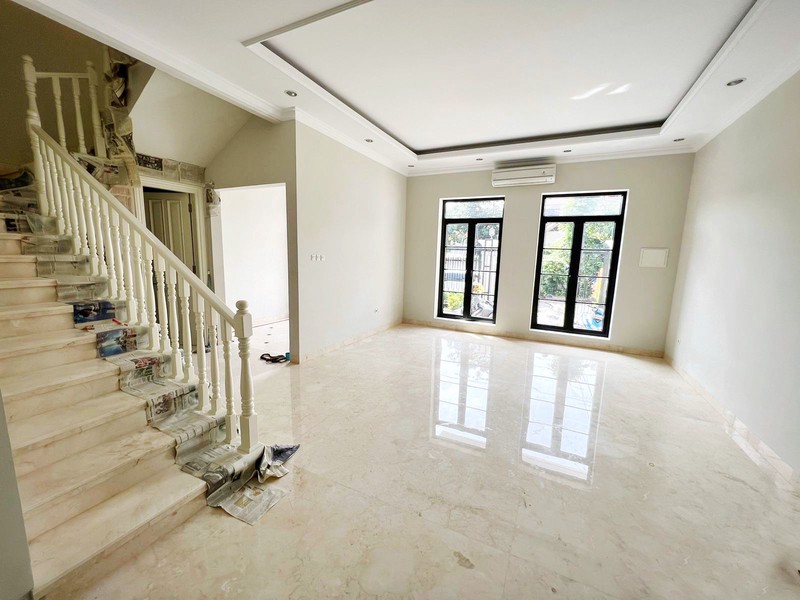 Rumah Baru & Mewah di Kebayoran Baru