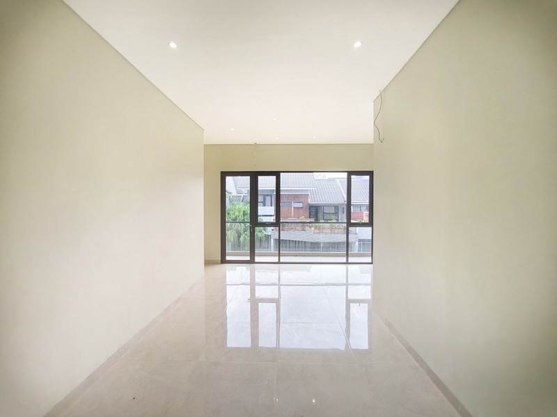 Rumah Baru,dalam cluster di Bintaro Jaya 7