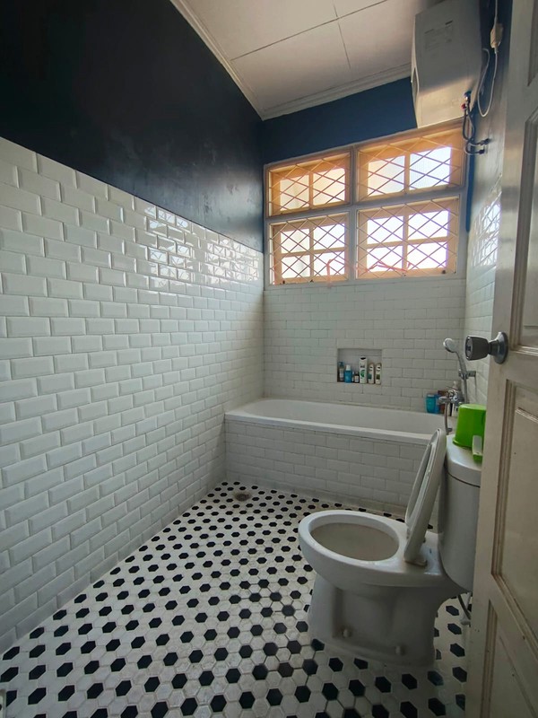 Dijual Cepat!! Rumah klasik super luas dan asri, lingkungan sangat tenang di Jagakarsa