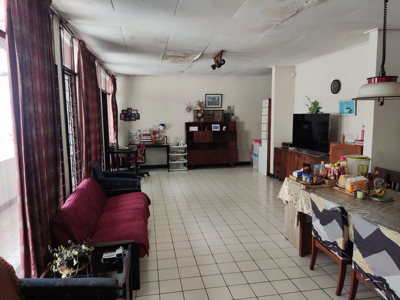 NYAMAN! Rumah 2 Lantai di Setrasari, Bandung!