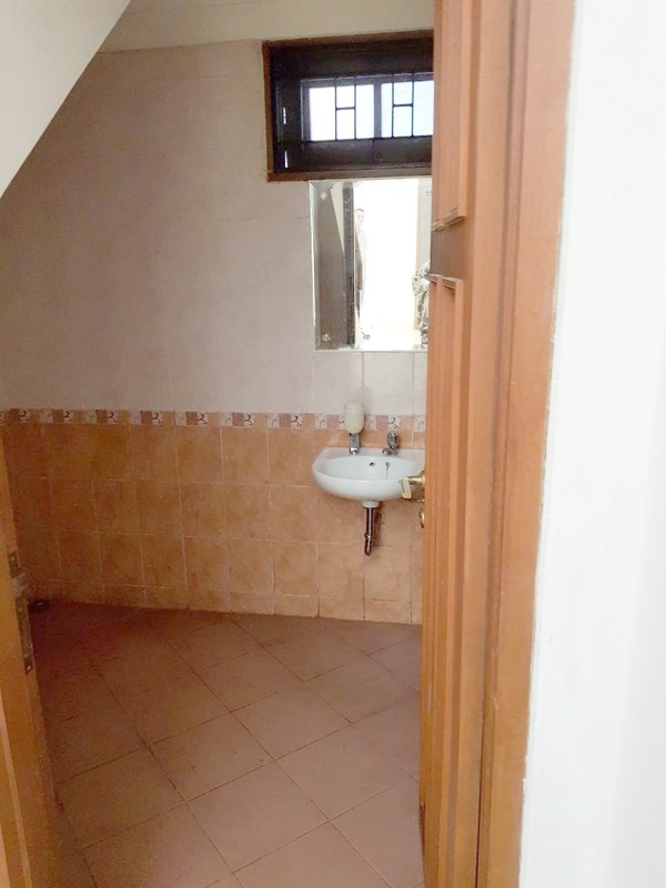 Rumah Bagus Siap Huni dan Asri di Menteng Residence, Bintaro Jaya, Sektor 7