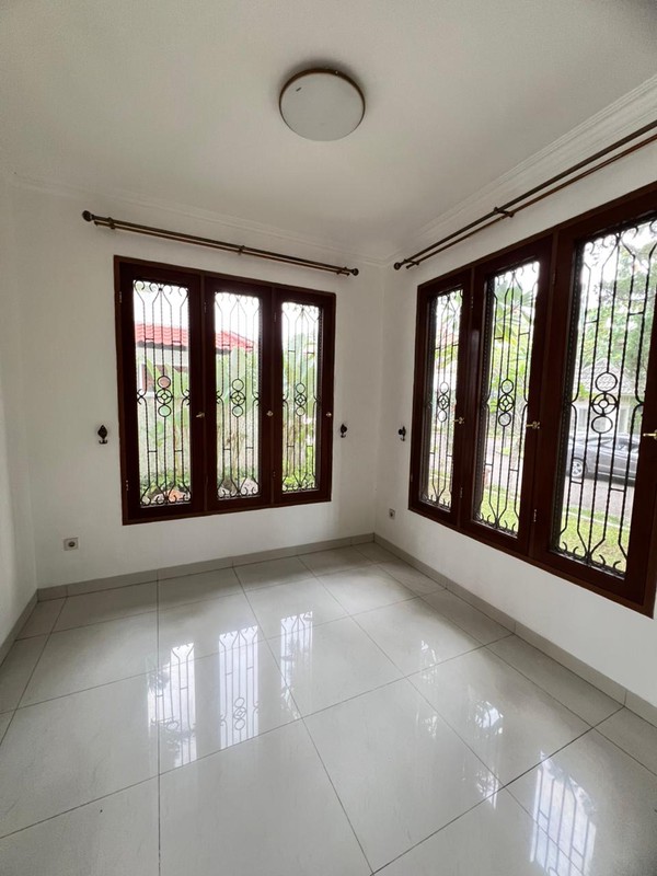 Rumah Bagus,dalam cluster di Bintaro Jaya 9