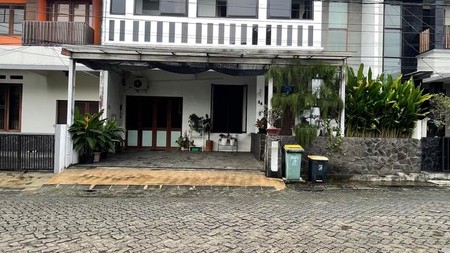 Rumah Bagus, Mewah, Siap huni Lokasi strategis di Bintaro- Jaksel