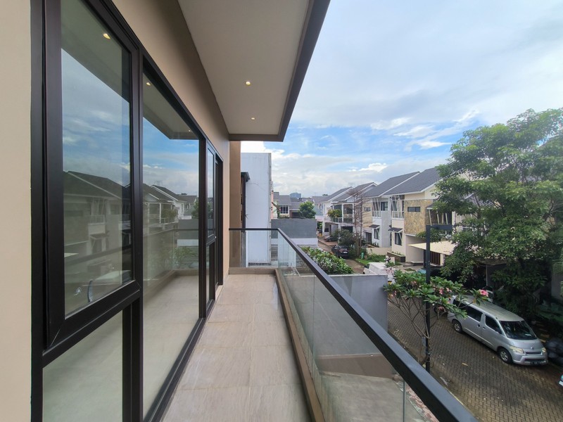 Rumah Bagus,dalam cluster di Bintaro Jaya 7