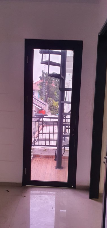 Ruko Siap Pakai utk Usaha di Ruko Neo Fiera Graha Raya Bintaro Jaya