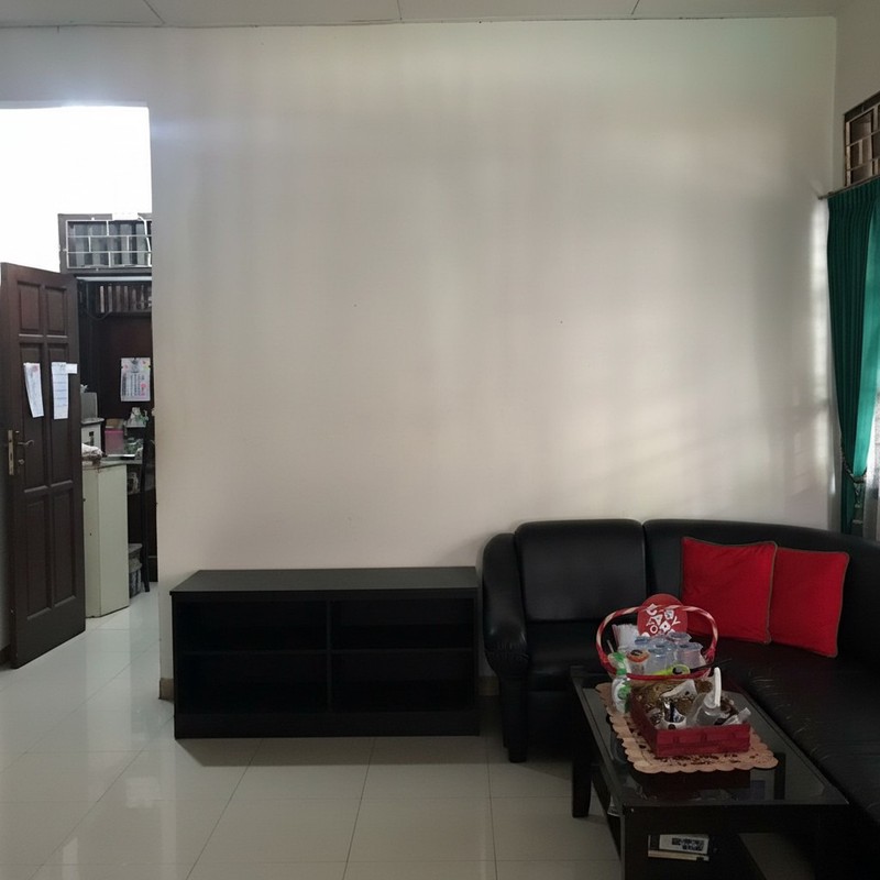 DI JUAL RUMAH HOOK HITUNG TANAH DI KOMPLEK PLN DUREN TIGA PANCORAN JAKARTA SELATAN