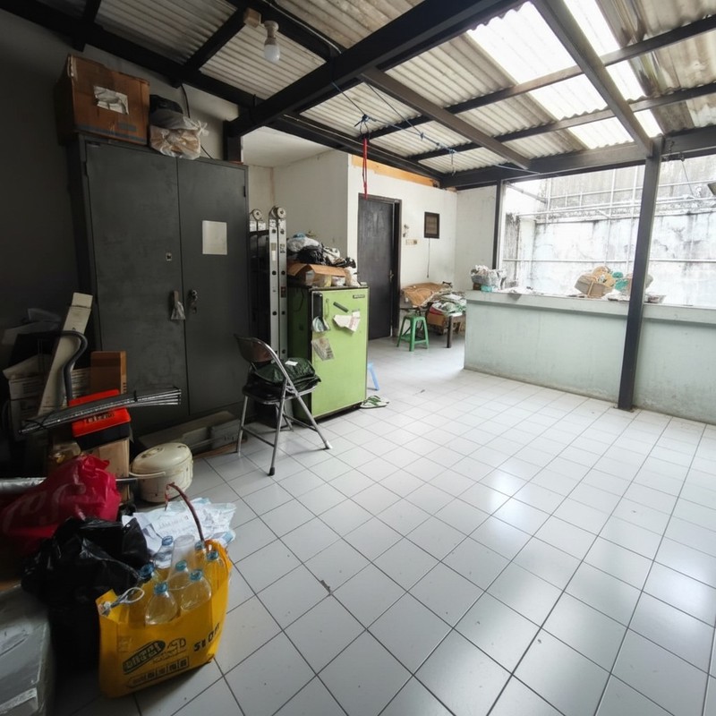 DI JUAL RUMAH HOOK HITUNG TANAH DI KOMPLEK PLN DUREN TIGA PANCORAN JAKARTA SELATAN