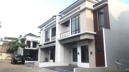 Rumah Baru Siap Huni di Bintaro 5 Menit Cluster Kuricang KRL Pondok Ranji 2 Lantai