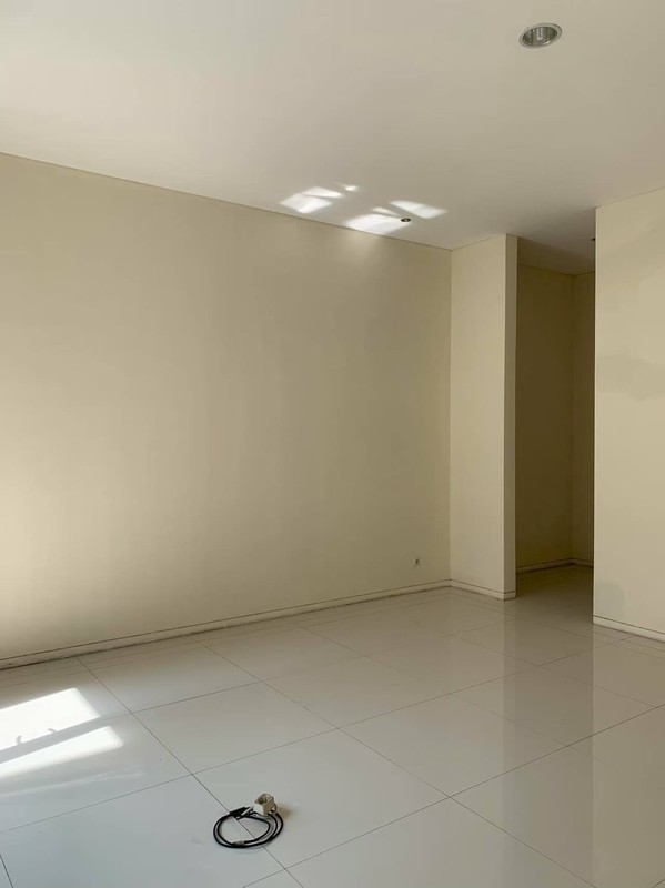 Jual dan Disewakan Rumah Cantik 2 Lantai Raffles Garden Citraland Surabaya Barat