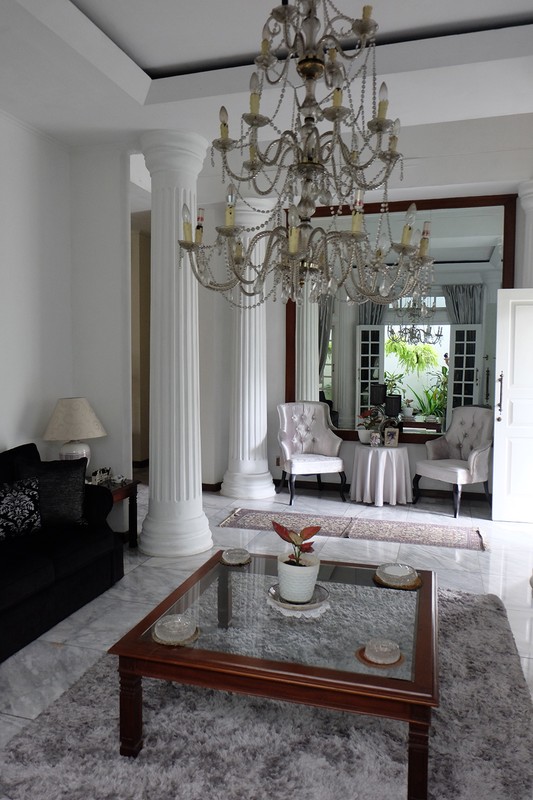 Rumah Mewah Pondok Indah - LT 509 m², 2 Lantai, 5+2 KT, SHM, Siap Huni, Nego!