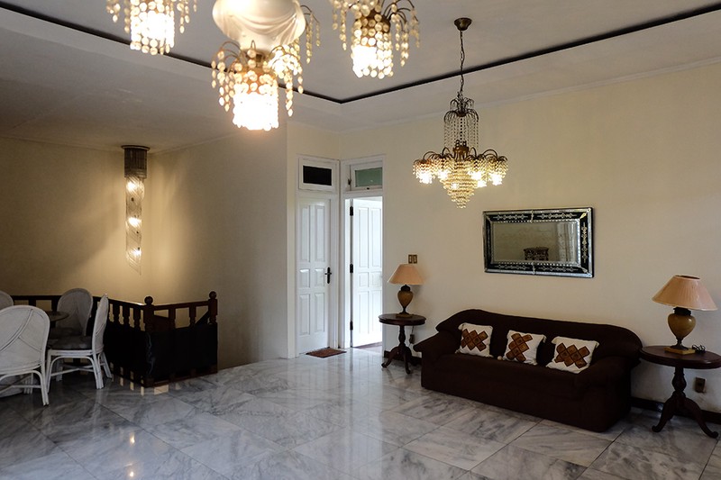 Rumah Mewah Pondok Indah - LT 509 m², 2 Lantai, 5+2 KT, SHM, Siap Huni, Nego!