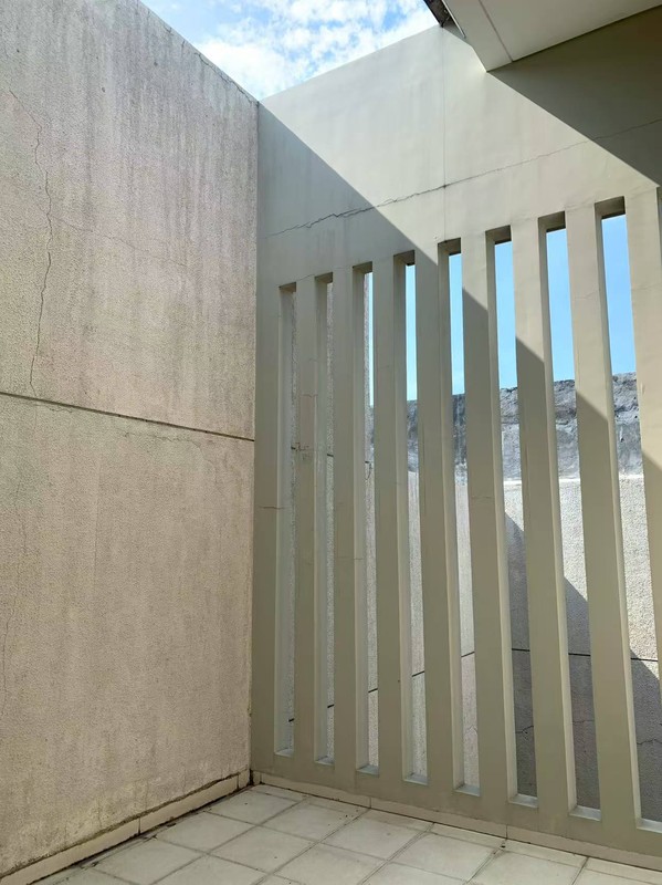 Jual dan Disewakan Rumah Mewah 2 Lantai Raffles Garden Citraland Surabaya Barat Siap Huni