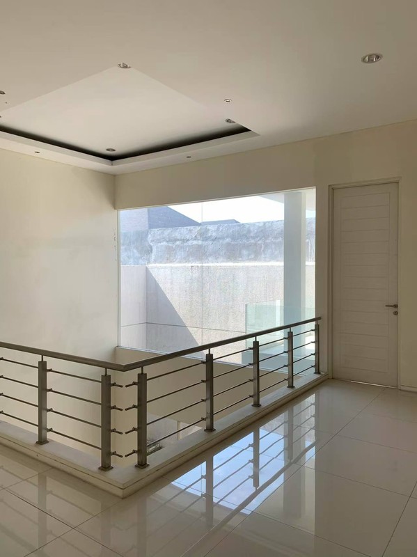 Jual dan Disewakan Rumah Mewah 2 Lantai Raffles Garden Citraland Surabaya Barat Siap Huni