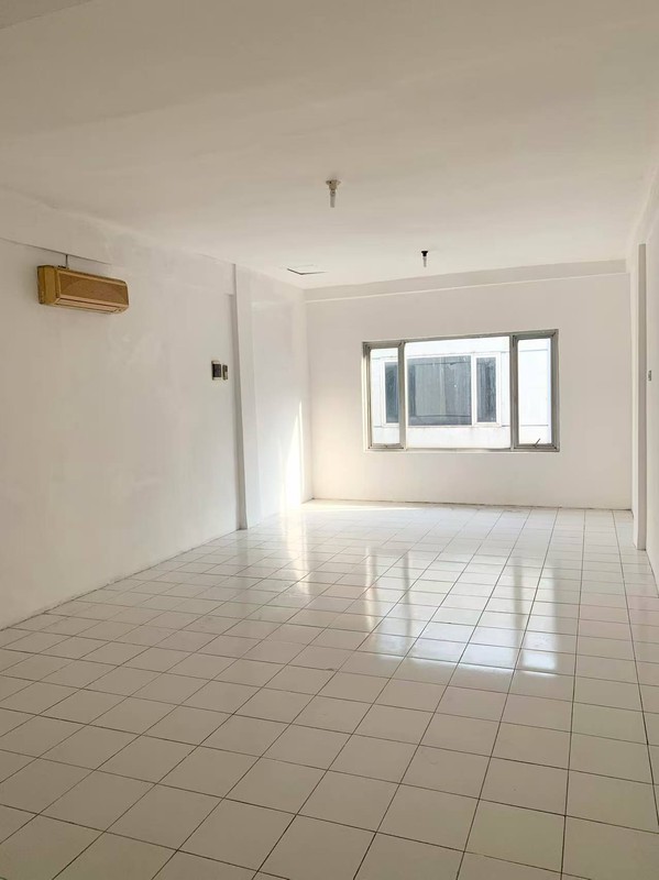 Disewakan 3.5 Lantai Ruko 21 Bubutan Baliwerti Surabaya Pusat