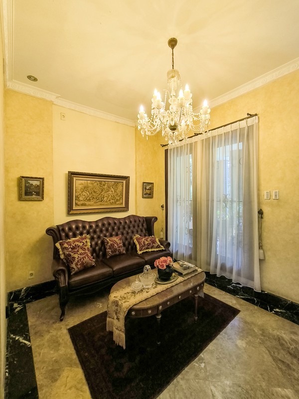 Dijual Cepat! Rumah Besar Kebagusan Jaksel - LT 750 m², 7+1 KT, SHM, Hadap Utara, Nego!