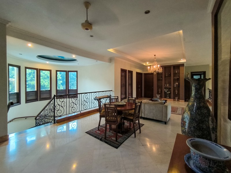 Dijual Cepat! Rumah Besar Kebagusan Jaksel - LT 750 m², 7+1 KT, SHM, Hadap Utara, Nego!