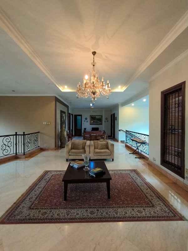 Dijual Cepat! Rumah Besar Kebagusan Jaksel - LT 750 m², 7+1 KT, SHM, Hadap Utara, Nego!