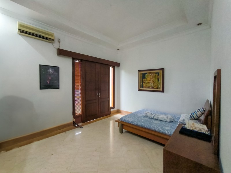 Dijual Cepat! Rumah Besar Kebagusan Jaksel - LT 750 m², 7+1 KT, SHM, Hadap Utara, Nego!