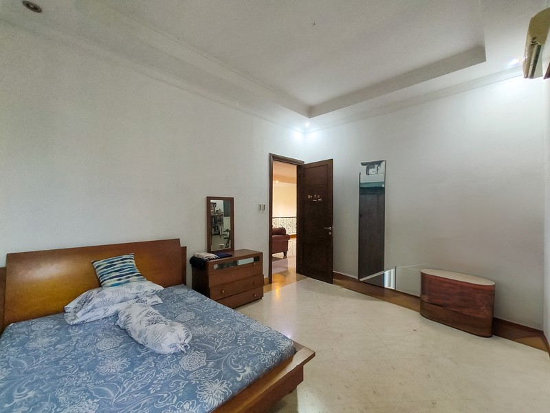 Dijual Cepat! Rumah Besar Kebagusan Jaksel - LT 750 m², 7+1 KT, SHM, Hadap Utara, Nego!