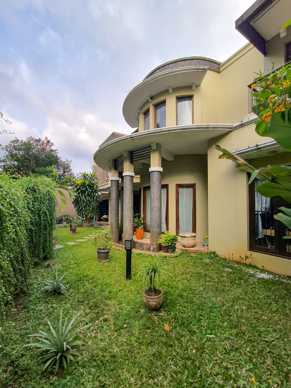 Dijual Cepat! Rumah Besar Kebagusan Jaksel - LT 750 m², 7+1 KT, SHM, Hadap Utara, Nego!