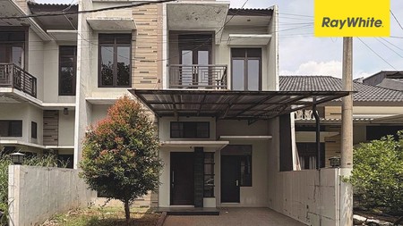 Rumah di Arya Town House 3, Kranggan, Jatisampurna