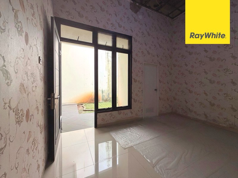 Rumah di Arya Town House 3, Kranggan, Jatisampurna