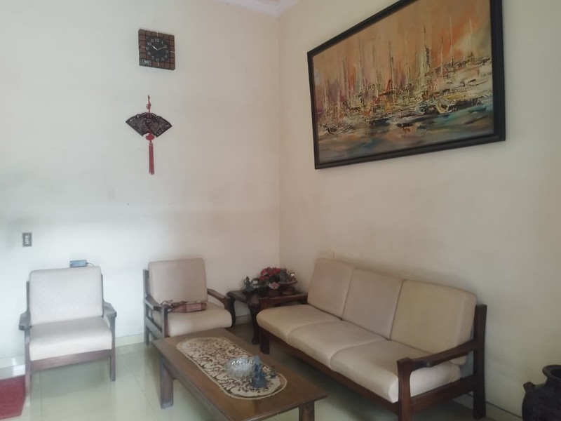 Dijual Rumah 2,5 Lantai di Mojoklanggru - Luas, Strategis, Siap Huni