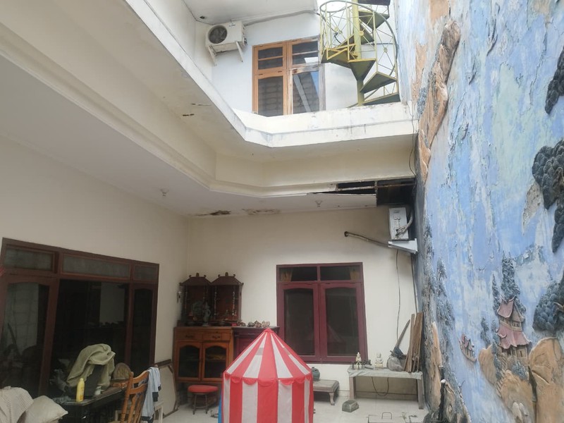 Dijual Rumah 2,5 Lantai di Mojoklanggru - Luas, Strategis, Siap Huni