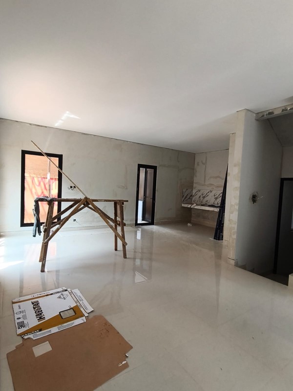 Rumah Baru Siap Huni di BSD Dekat Sekolah dan Stasiun Kereta