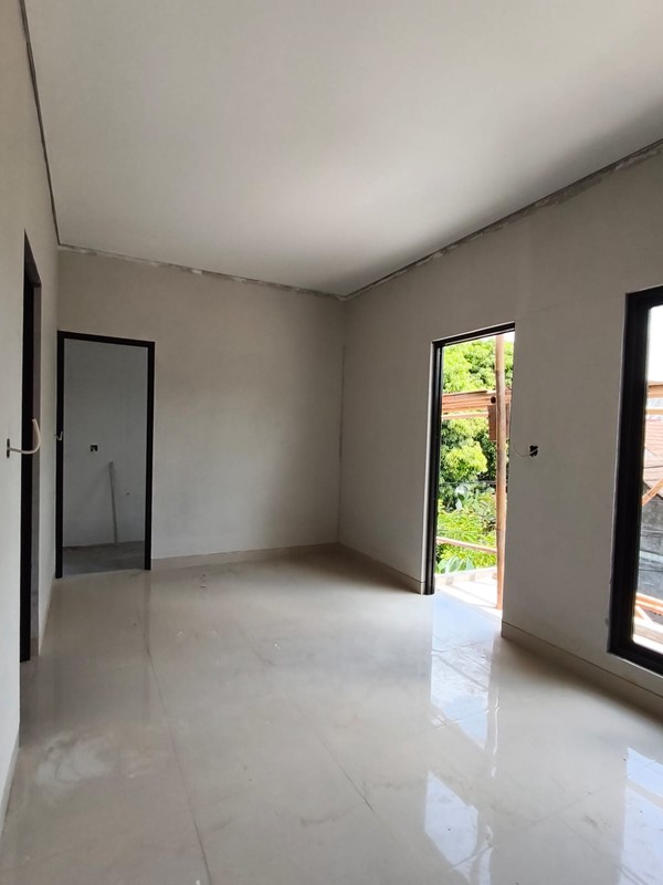 Rumah Baru Siap Huni di BSD Dekat Sekolah dan Stasiun Kereta