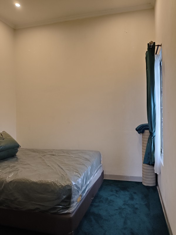 RUMAH DENGAN INDOOR SWIMMING POOL di CLUSTER CASPIA BSD CITY