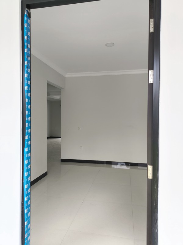 5 Man Dijual Rumah Baru Woodland Citraland Surabaya Barat Dekat Uc, Pasar Modern, Taipei School