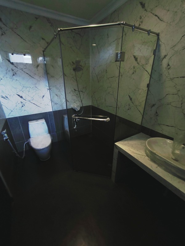 5 Man Dijual Rumah Baru Woodland Citraland Surabaya Barat Dekat Uc, Pasar Modern, Taipei School