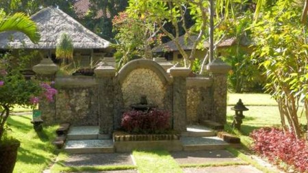 Leasehold and freehold land 18.500 in area exclusive Nusa Dua , Bali