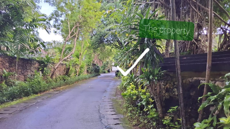 Leasehold and freehold land 18.500 in area exclusive Nusa Dua , Bali