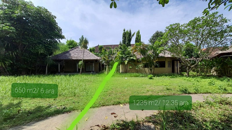 Leasehold and freehold land 18.500 in area exclusive Nusa Dua , Bali