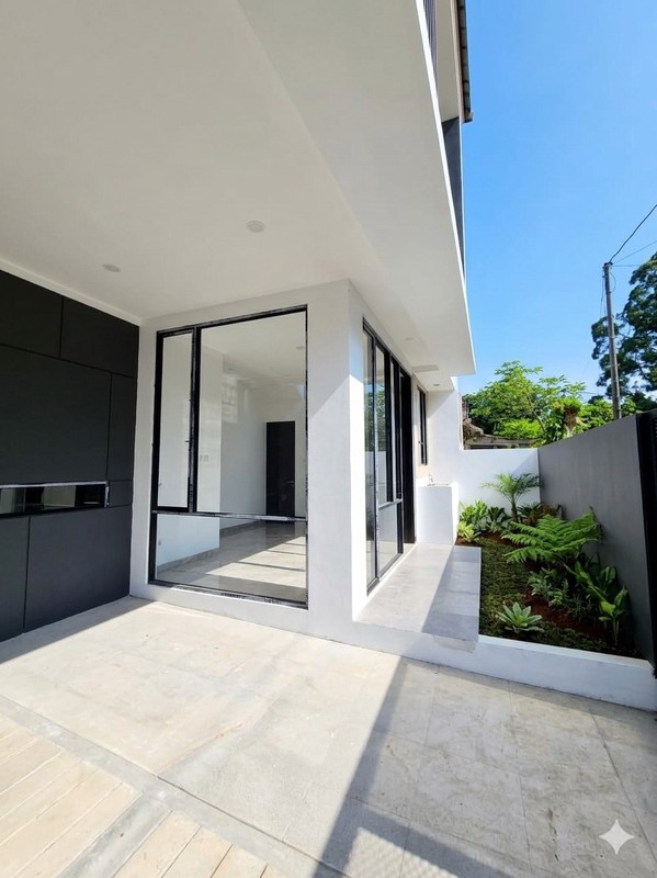 RUMAH BINTARO STRATEGIS LB 211M² SHM NEGO