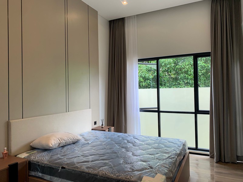 Brand new house Kemang Barat, Fully furnished, dalam perumahan ekslusif