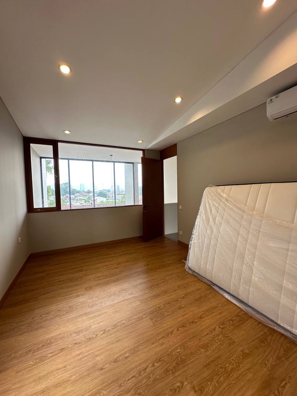 Brand new house kemang semi furnish