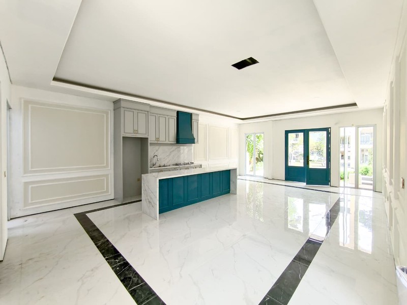 Rumah Bagus Dengan Kolam Renang Di Kebayoran Residence Bintaro