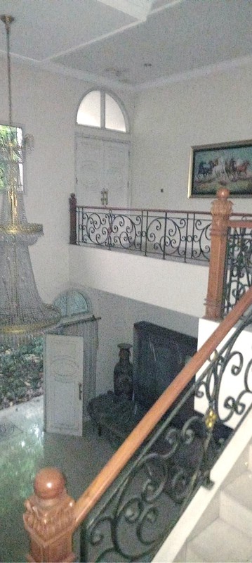 Rumah Bagus Di Jl Mawar Lestari Indah & Jl Taman Lebak Bulus Jakarta Selatan